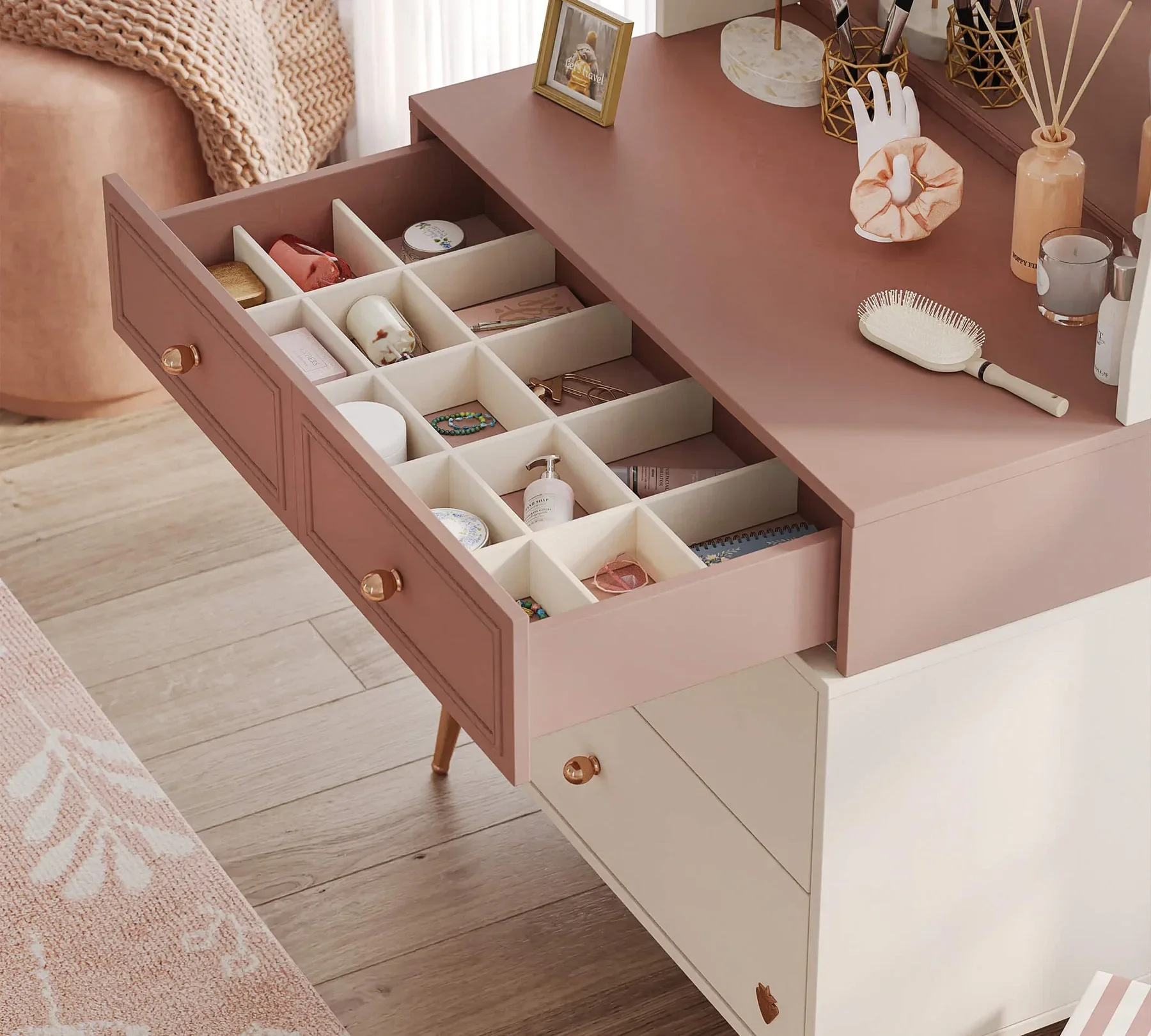 Скрин «Elegance» с четири чекмеджета, размер 80х79х44см - Image 3