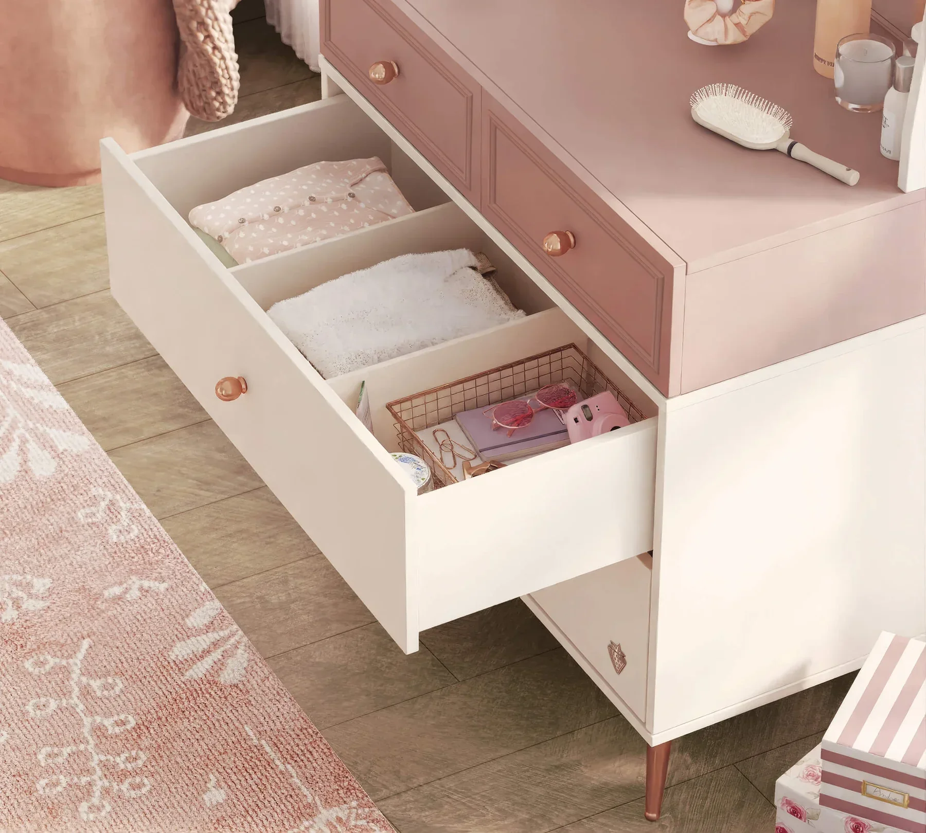 Скрин «Elegance» с четири чекмеджета, размер 80х79х44см - Image 6